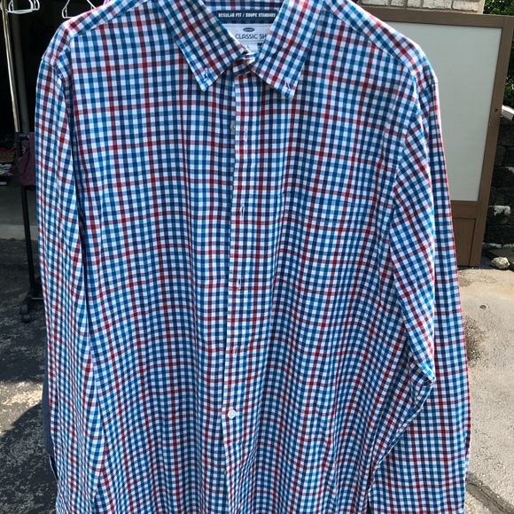 Various button down shirts - Picture 2 of 6